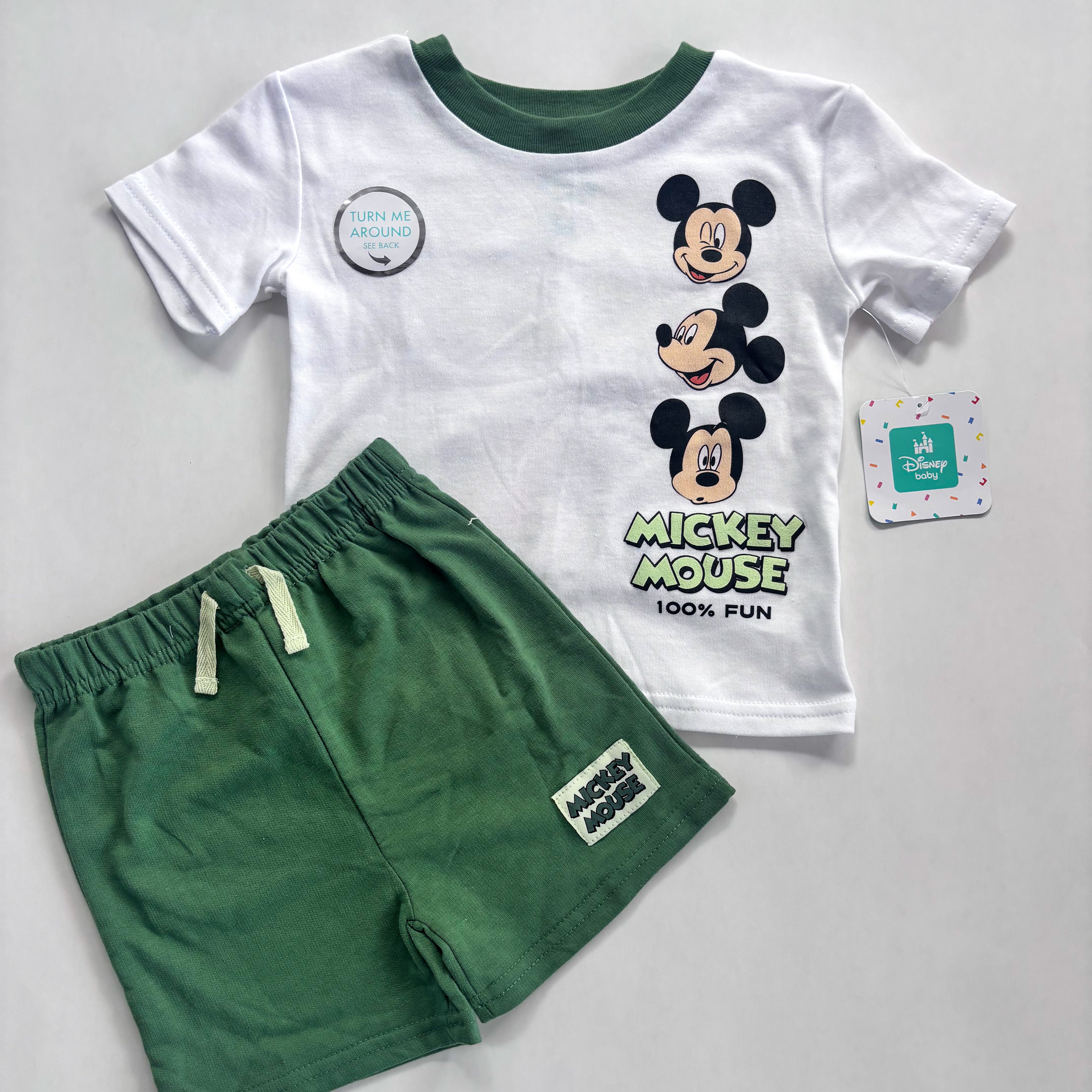 Conjunto Casual Mickey Mouse Verde y Blanco