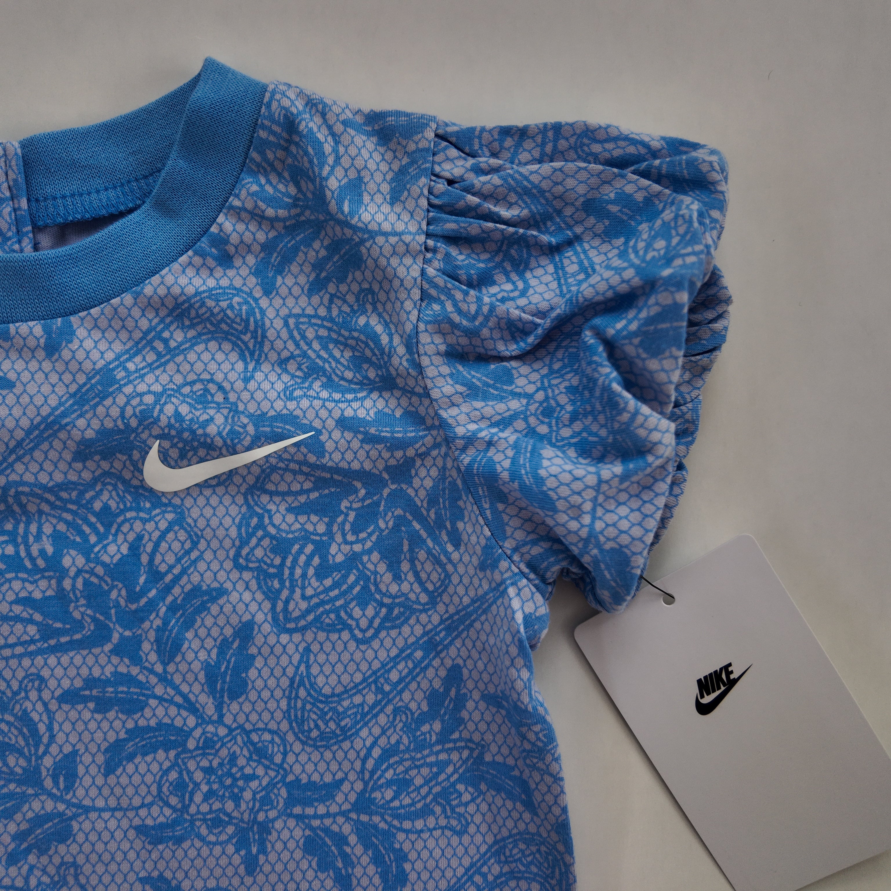 Enterizo Corto Nike Floral Azul con Mangas
